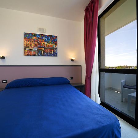 Hotel Club Clorinda Nuova Gestione 2024 เพสตุม ภายนอก รูปภาพ