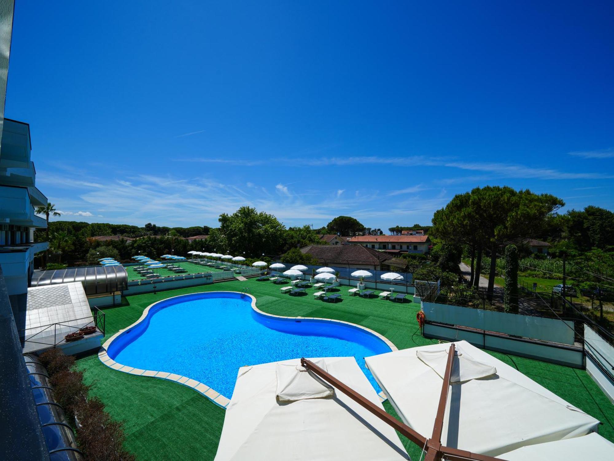 Hotel Club Clorinda Nuova Gestione 2024 เพสตุม ภายนอก รูปภาพ