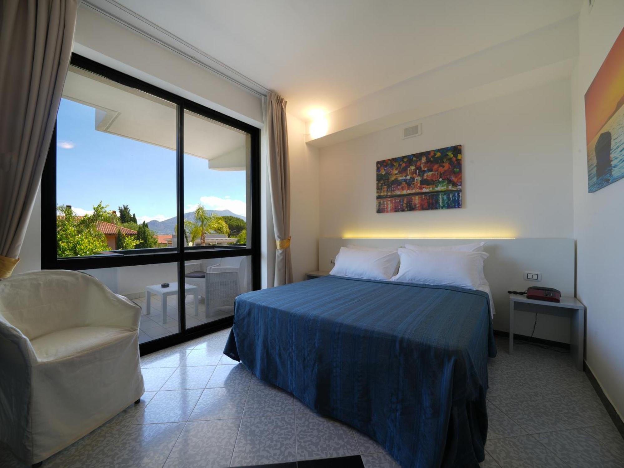 Hotel Club Clorinda Nuova Gestione 2024 เพสตุม ภายนอก รูปภาพ