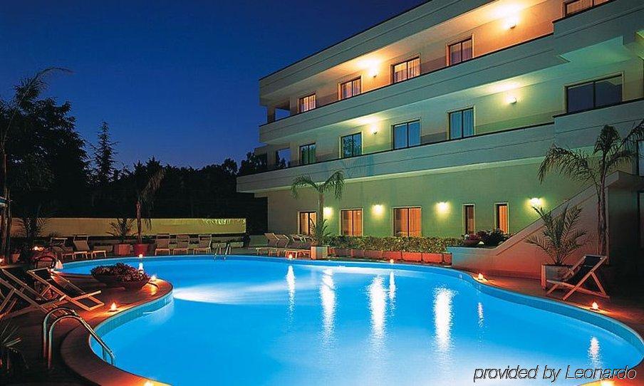 Hotel Club Clorinda Nuova Gestione 2024 เพสตุม ภายนอก รูปภาพ